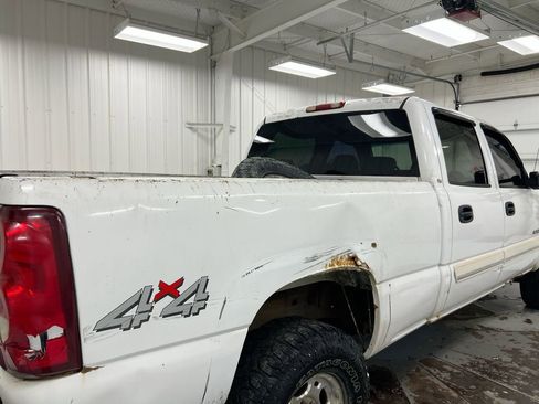 Used 2003 Chevrolet Silverado 2500 LS image 30