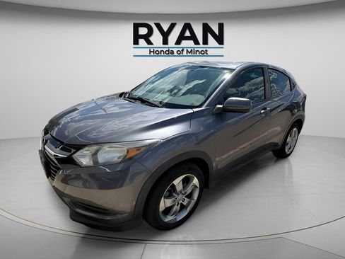 Used 2017 Honda HR-V LX image 8