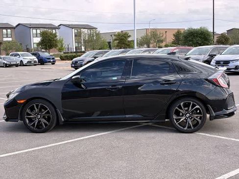 Used 2019 Honda Civic Sport image 11