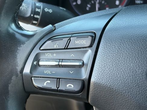 Used 2018 Hyundai Kona SEL AWD/4WD image 12