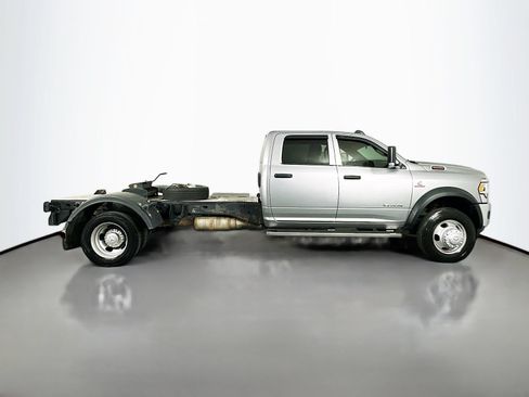 Used 2022 RAM 5500 Tradesman w/ Chrome Appearance Group AWD/4WD image 8