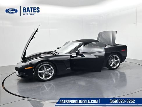 Used 2011 Chevrolet Corvette Convertible w/ Preferred Equipment Group RWD image 53