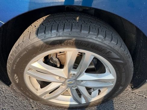 Used 2019 Chevrolet Equinox Premier AWD/4WD image 28