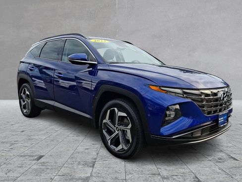 Certified 2023 Hyundai Tucson Limited AWD/4WD image 3