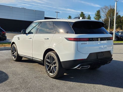 New 2026 Land Rover Range Rover Sport SE AWD/4WD image 13