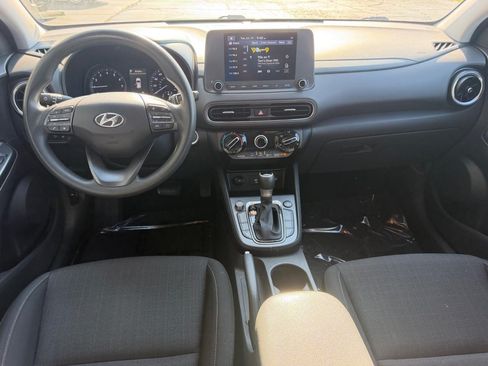 Used 2023 Hyundai Kona SEL AWD/4WD image 10
