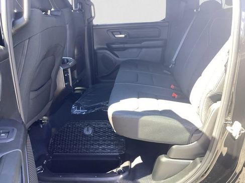 New 2026 RAM 1500 Express AWD/4WD image 14