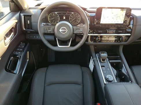 New 2025 Nissan Pathfinder SL w/ Lighting Package (N92) image 7