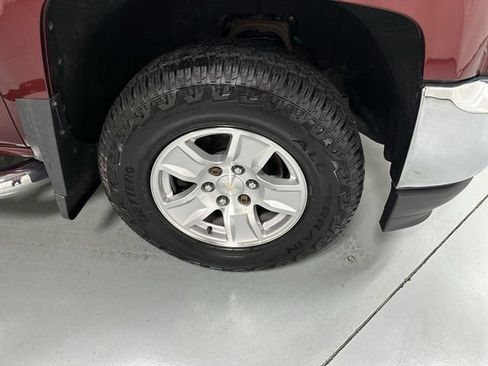 Used 2017 Chevrolet Silverado 1500 LT w/ All Star Edition AWD/4WD image 18