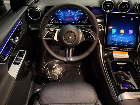 New 2026 Mercedes-Benz GLC 300 image 13