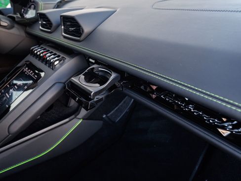 Used 2023 Lamborghini Huracan Tecnica image 47