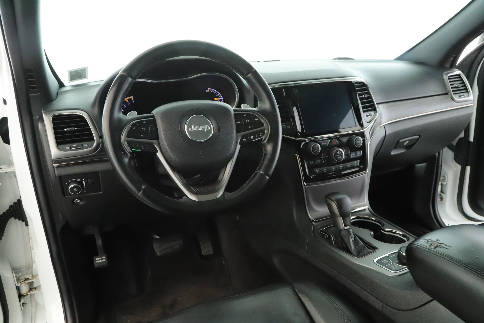 Used 2019 Jeep Grand Cherokee Limited X AWD/4WD image 2
