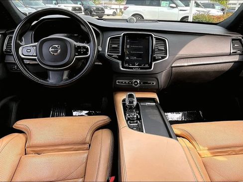 Used 2021 Volvo XC90 T8 Inscription w/ Protection Package Premier AWD/4WD image 21