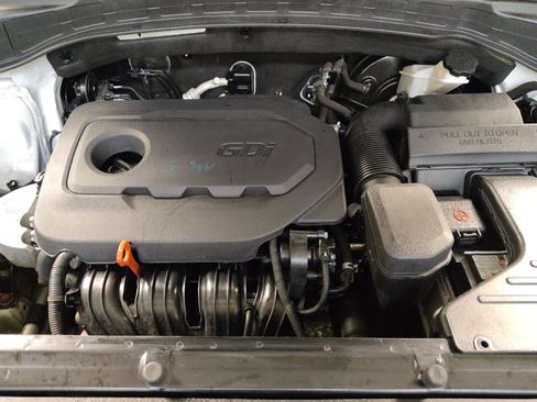 Used 2018 Hyundai Santa Fe Sport AWD/4WD image 30