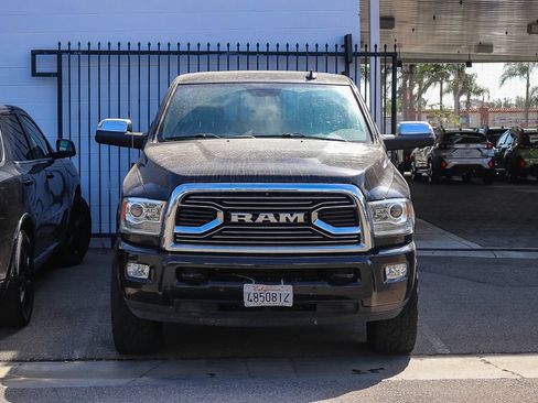 Used 2018 RAM 2500 Limited AWD/4WD image 2