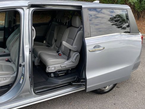 Used 2019 Honda Odyssey Touring image 43