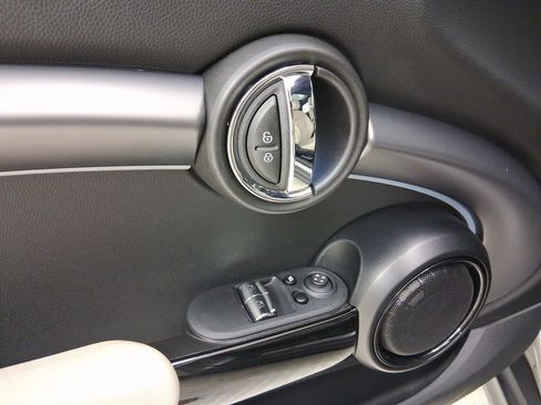 Used 2024 MINI Cooper S FWD image 15