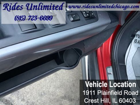 Used 2011 Mitsubishi Outlander SE image 14