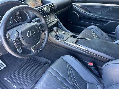 Used 2021 Lexus RC F w/ Carbon Package RWD image 4