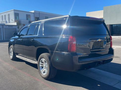 Used 2015 Chevrolet Suburban LT image 5