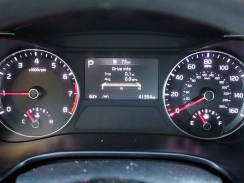 Used 2024 Kia Forte LXS image 29