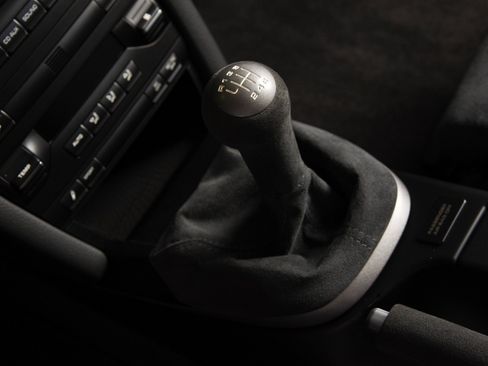 Used 2010 Porsche 911 GT3 RWD image 5