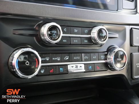 Used 2023 Ford F250 Platinum w/ FX4 Off-Road Package image 24