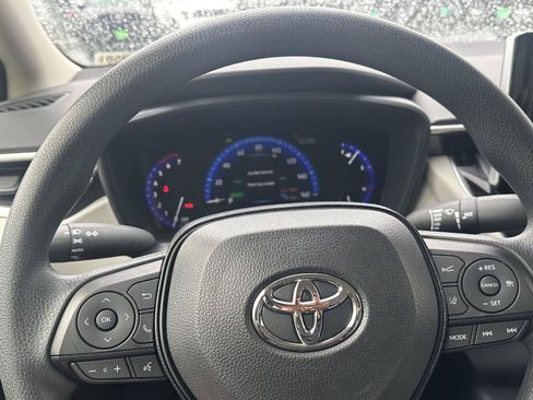 Certified 2021 Toyota Corolla LE FWD image 16