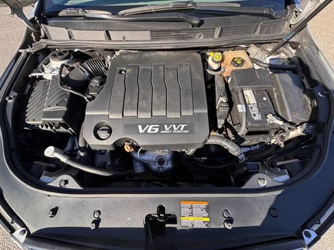 Used 2011 Buick LaCrosse CXS image 36