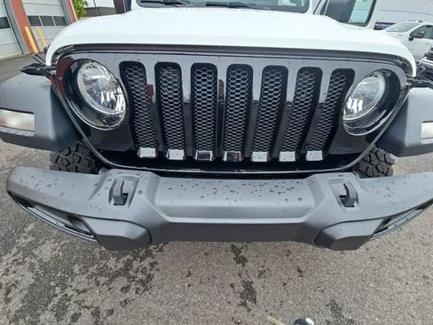 Used 2023 Jeep Wrangler Unlimited Sport AWD/4WD image 34