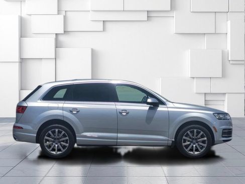 Used 2018 Audi Q7 3.0T Prestige w/ Prestige Package AWD/4WD image 4