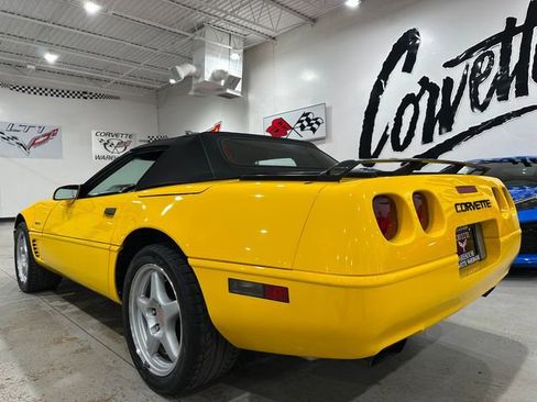 Used 1996 Chevrolet Corvette Convertible RWD image 5