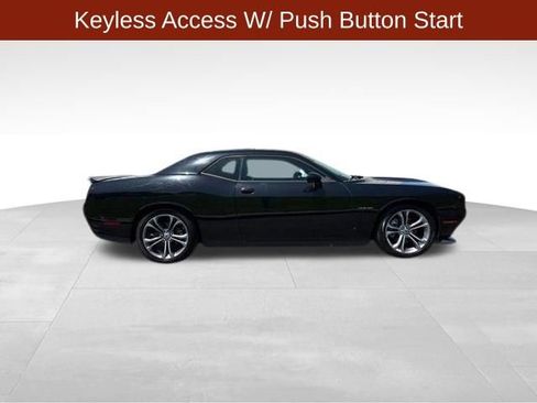 Used 2021 Dodge Challenger R/T RWD image 8