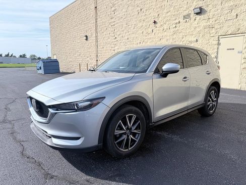 Used 2018 MAZDA CX-5 Touring FWD image 1