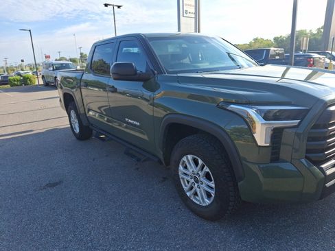 Used 2022 Toyota Tundra SR5 AWD/4WD image 2