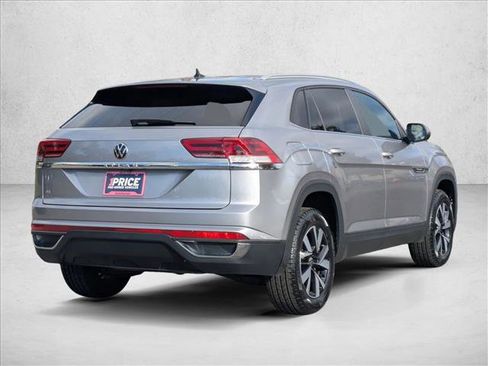 Used 2021 Volkswagen Atlas Cross Sport SE image 5