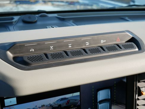 Certified 2022 Ford Bronco Badlands image 24