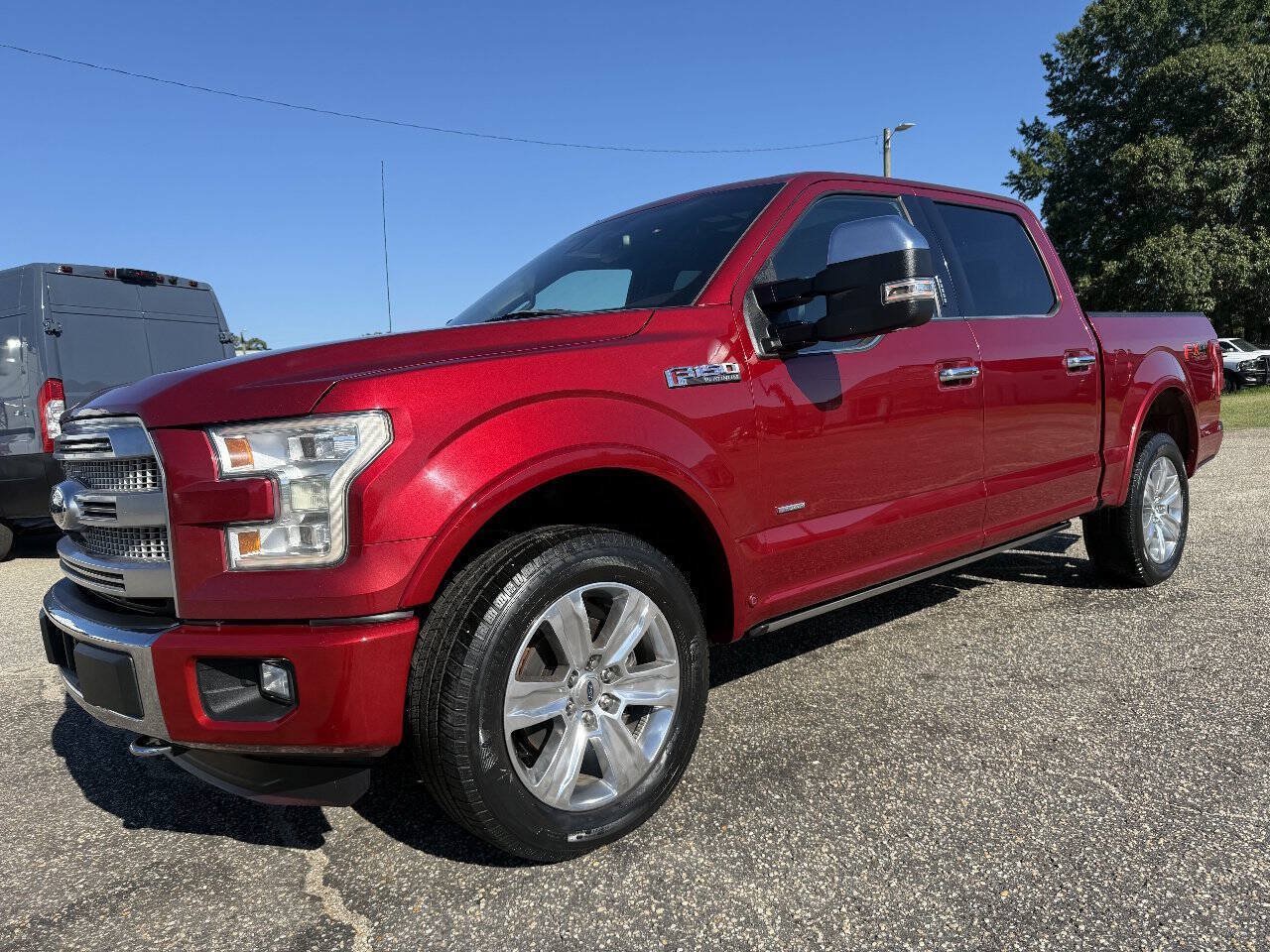 Used 2016 Ford F150 Platinum w/ Equipment Group 701A Luxury AWD/4WD image 5