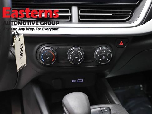 Used 2024 Chevrolet Trax LS FWD image 19
