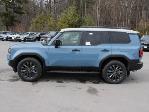 New 2026 Toyota Land Cruiser Base image 5