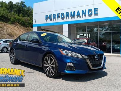 Used 2020 Nissan Altima 2.5 SR w/ Premium Package