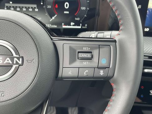 New 2025 Nissan Kicks SR image 18