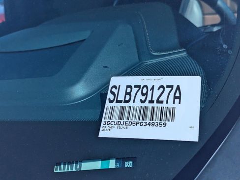 Used 2023 Chevrolet Silverado 1500 High Country w/ Technology Package image 32