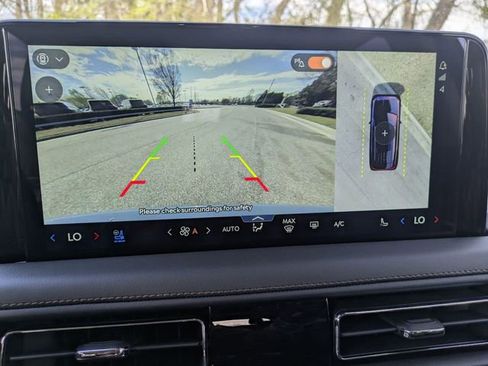 New 2026 Lincoln Aviator AWD w/ Jet Appearance Package image 14