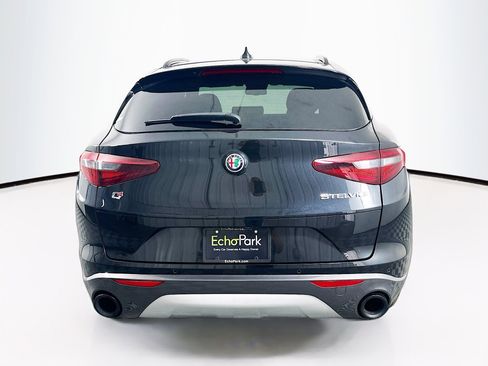 Used 2022 Alfa Romeo Stelvio Ti image 7
