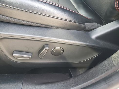 Used 2024 Ford Escape ST-Line image 30