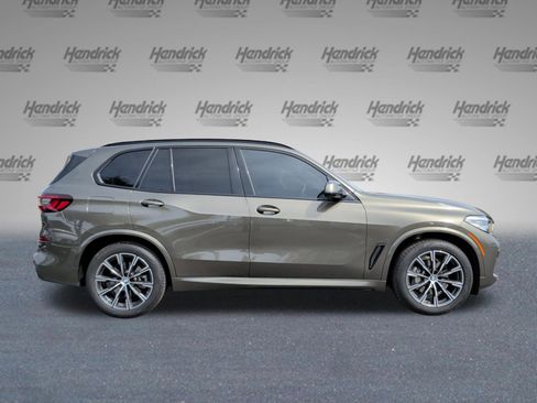 Certified 2022 BMW X5 xDrive40i w/ M Sport Package image 6
