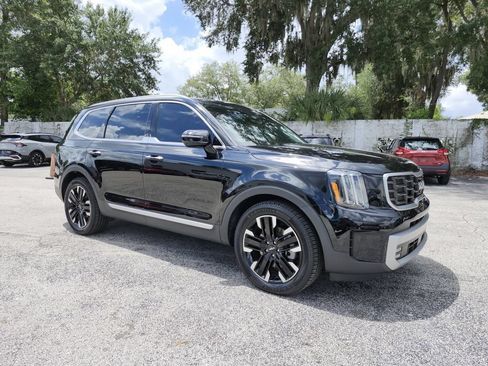 Certified 2023 Kia Telluride SX Prestige AWD/4WD image 2