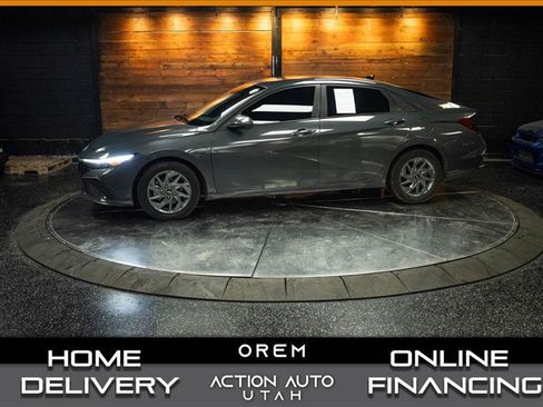Used 2024 Hyundai Elantra SEL FWD image 1