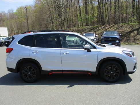 Used 2019 Subaru Forester Sport AWD/4WD image 4
